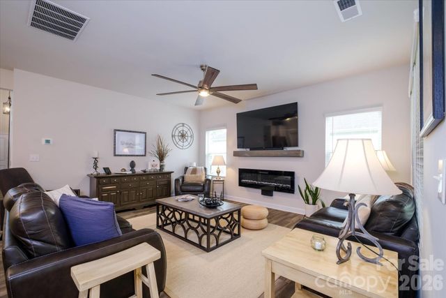 4518 Duplin Drive, Charlotte, NC 28214
