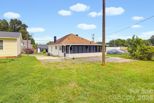 805 W Horah Street, Salisbury, NC 28144