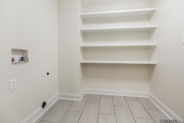 5665 Mapleton Dr, Greenwell Springs, LA 70739