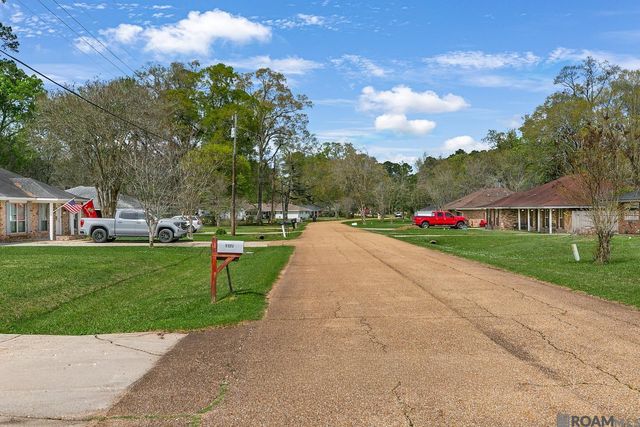 5665 Mapleton Dr, Greenwell Springs, LA 70739