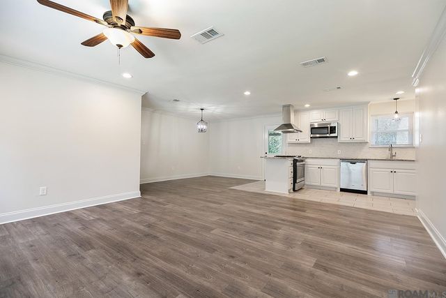 5665 Mapleton Dr, Greenwell Springs, LA 70739