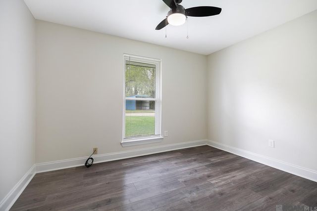 5665 Mapleton Dr, Greenwell Springs, LA 70739