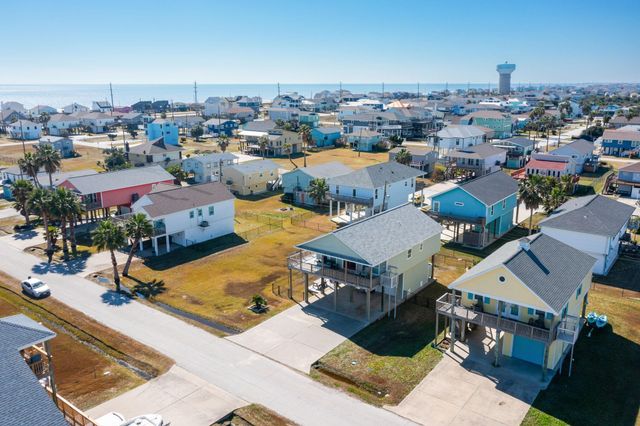 4130 Grayson Drive, Galveston, TX 77554