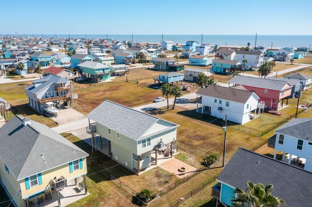 4130 Grayson Drive, Galveston, TX 77554