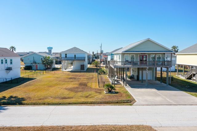 4130 Grayson Drive, Galveston, TX 77554