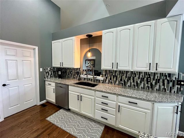1359 Pine Bluff Drive, Unincorporated, MO 63304