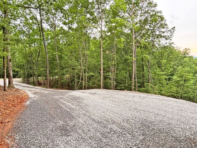 200 Oak Crest Drive, Morganton, GA 30560