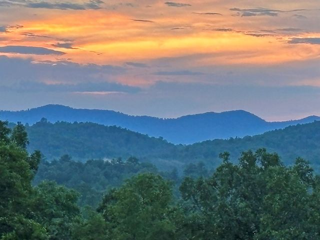200 Oak Crest Drive, Morganton, GA 30560