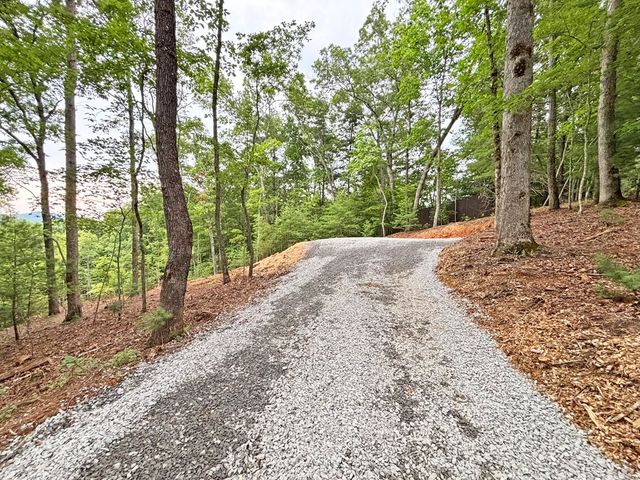 200 Oak Crest Drive, Morganton, GA 30560