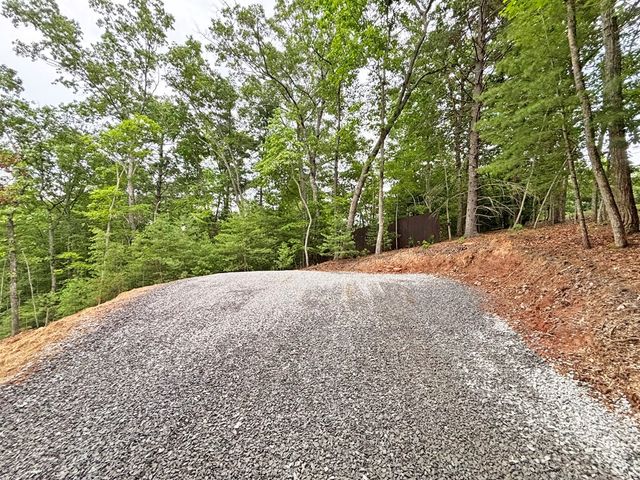 200 Oak Crest Drive, Morganton, GA 30560