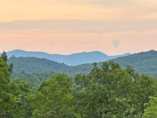 200 Oak Crest Drive, Morganton, GA 30560