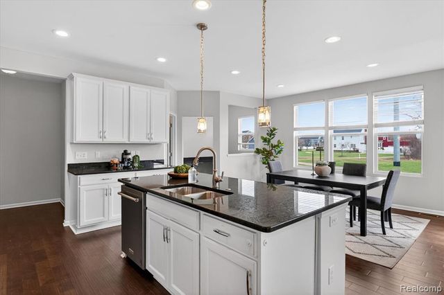 897 Harrison Street, Canton, MI 48188