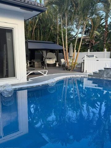 830 Bailey Street, Boca Raton, FL 33487