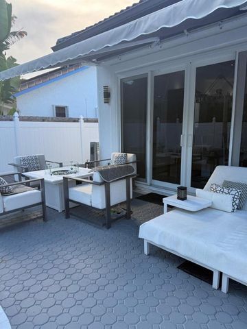 830 Bailey Street, Boca Raton, FL 33487