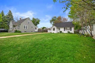207 S Harrison STREET, Delavan, WI 53115