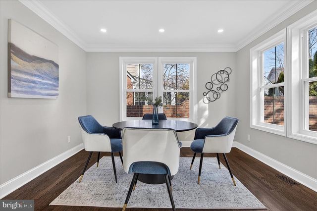 1607 N GLEBE RD, Arlington, VA 22207