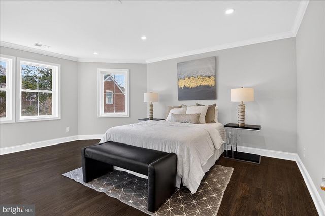 1607 N GLEBE RD, Arlington, VA 22207