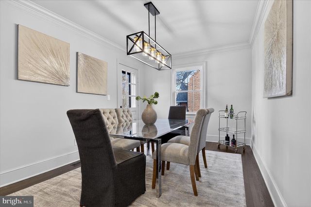 1607 N GLEBE RD, Arlington, VA 22207