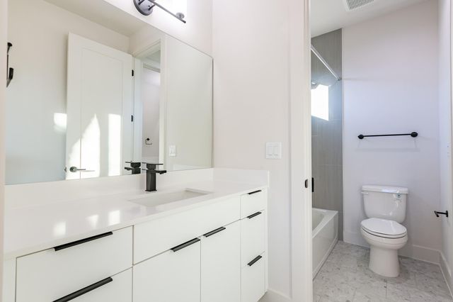 2008 Canterbury ST A, Austin, TX 78702