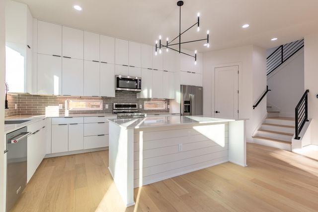 2008 Canterbury ST A, Austin, TX 78702