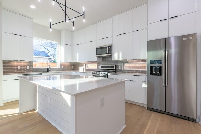 2008 Canterbury ST A, Austin, TX 78702