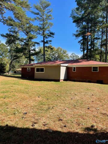 458 Justice Street, Crossville, AL 35962