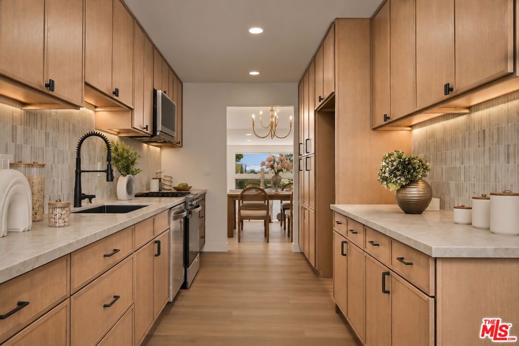 4924 Mcconnell Avenue, Los Angeles, CA 90066 — photo 3