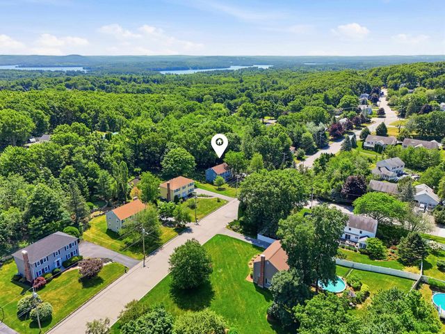 101 Currier Drive, Manchester, NH 03104