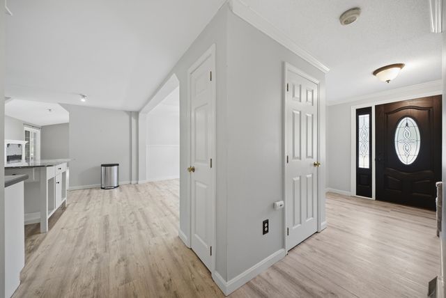 101 Currier Drive, Manchester, NH 03104