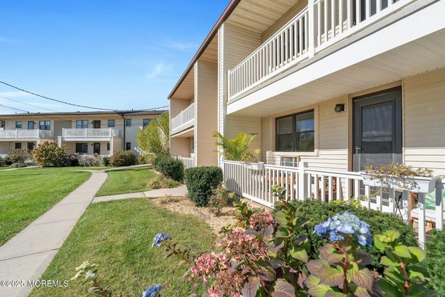 75 Wharfside Drive, Monmouth Beach, NJ 07750