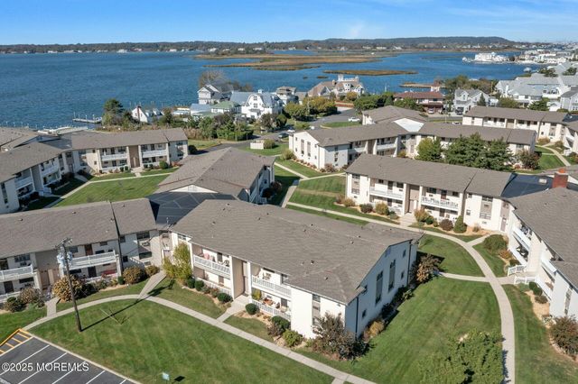 75 Wharfside Drive, Monmouth Beach, NJ 07750