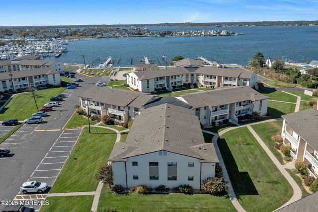 75 Wharfside Drive, Monmouth Beach, NJ 07750