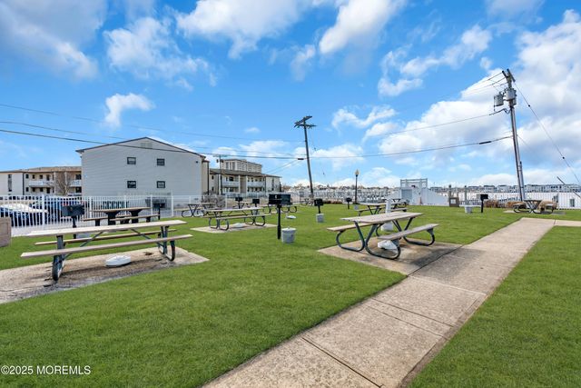 75 Wharfside Drive, Monmouth Beach, NJ 07750