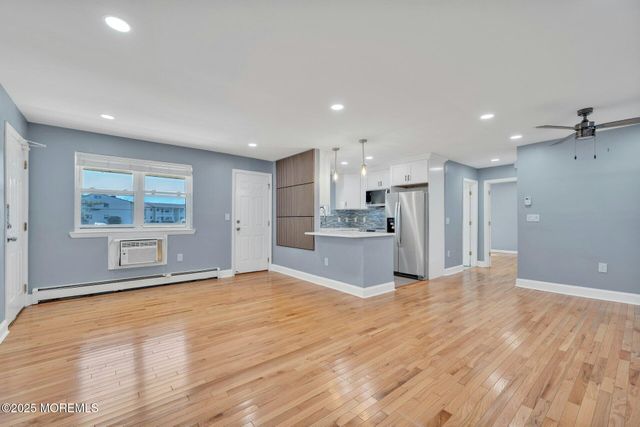 75 Wharfside Drive, Monmouth Beach, NJ 07750