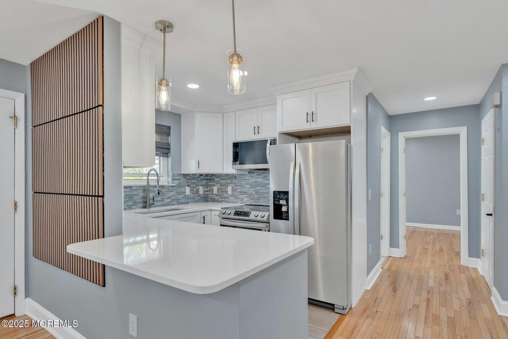 75 Wharfside Drive, Monmouth Beach, NJ 07750