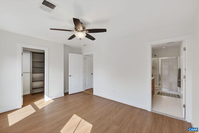 103 Longwood Dr Apt B, Charlottesville, VA 22903