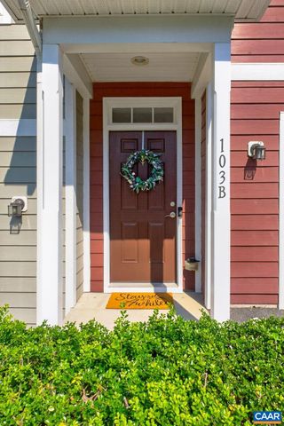 103 Longwood Dr Apt B, Charlottesville, VA 22903