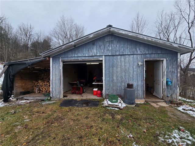 699 Kilroy Road, Oxford, NY 13830