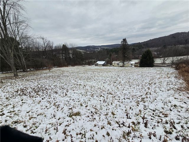 699 Kilroy Road, Oxford, NY 13830