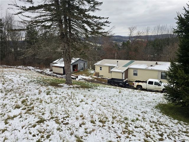 699 Kilroy Road, Oxford, NY 13830