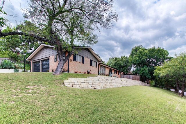1304 Loma DR, Austin, TX 78741