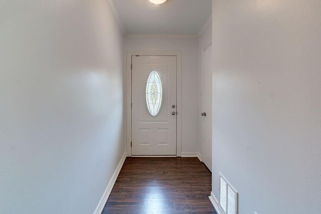 1304 Loma DR, Austin, TX 78741