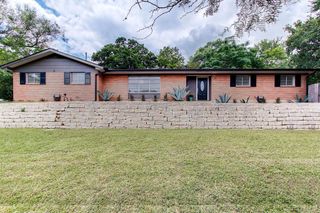 1304 Loma DR, Austin, TX 78741