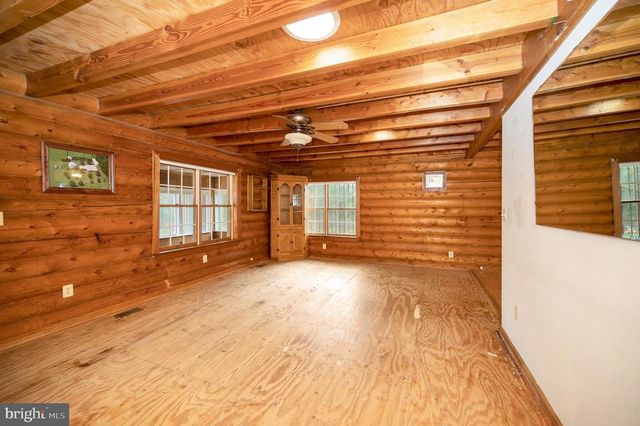 3856 RAPIDAN HILLS DR, Locust Grove, VA 22508