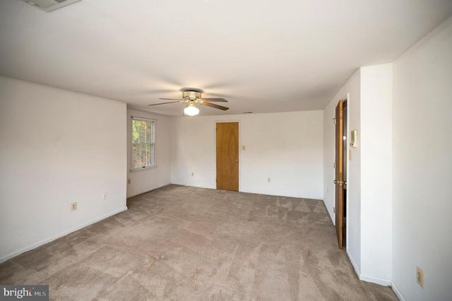 3856 RAPIDAN HILLS DR, Locust Grove, VA 22508