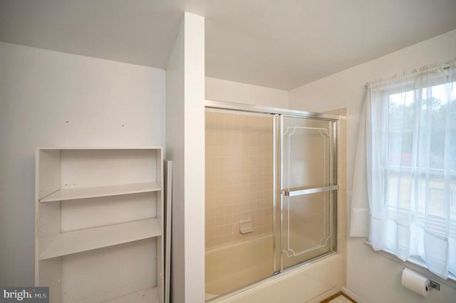 3856 RAPIDAN HILLS DR, Locust Grove, VA 22508