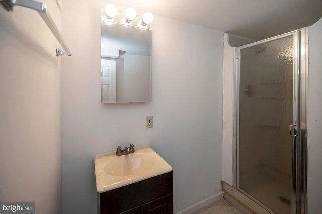 3856 RAPIDAN HILLS DR, Locust Grove, VA 22508