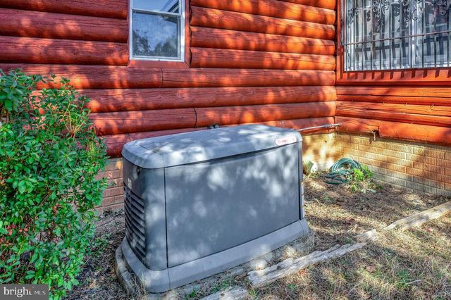 3856 RAPIDAN HILLS DR, Locust Grove, VA 22508