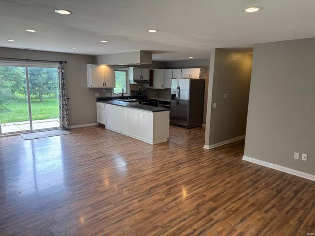 7824 Greenbank Court, Fort Wayne, IN 46815