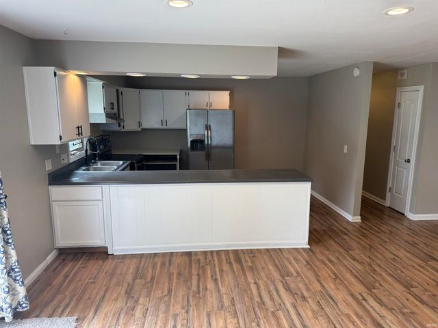 7824 Greenbank Court, Fort Wayne, IN 46815